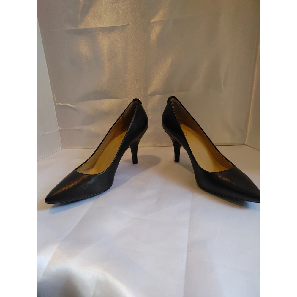 Michael Kors D'Orsay Leather Heels Size 9.5M